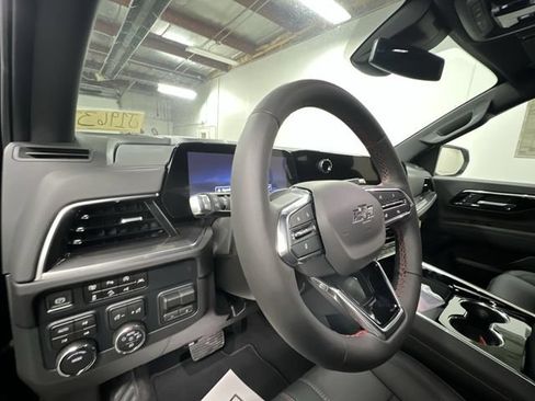 New 2026 Chevrolet Suburban RST w/ Comfort Package AWD/4WD image 10