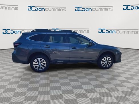 Used 2024 Subaru Outback Premium AWD/4WD image 9