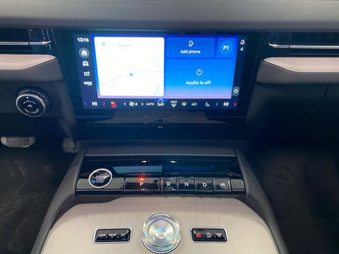 New 2026 Lincoln Navigator Reserve image 25