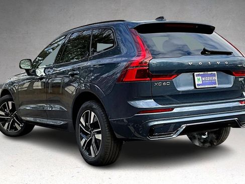 New 2026 Volvo XC60 B5 Core w/ Protection Package Premier AWD/4WD image 3