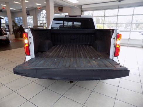 Used 2021 Chevrolet Silverado 1500 RST w/ Z71 Off-Road Package image 8