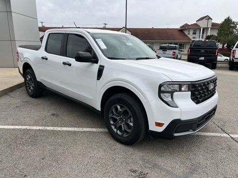 New 2025 Ford Maverick XLT w/ Equipment Group 301A image 8