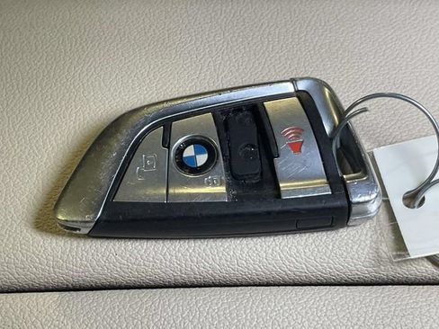 Used 2020 BMW X5 xDrive40i w/ Premium Package AWD/4WD image 46