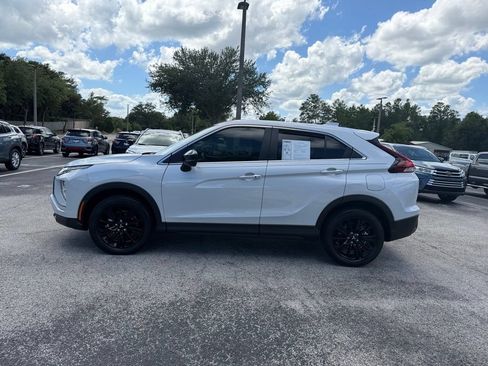 Used 2025 Mitsubishi Eclipse Cross LE AWD/4WD image 4