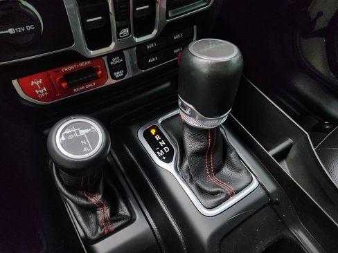 Used 2020 Jeep Gladiator Rubicon AWD/4WD image 23