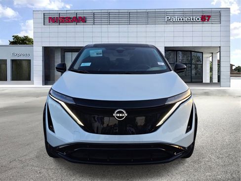 New 2025 Nissan Ariya AWD image 2