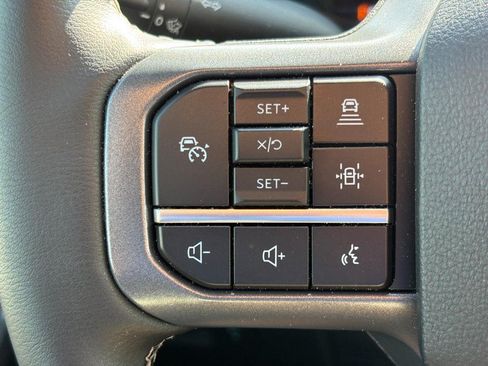 Used 2025 Ford F150 Lariat w/ Equipment Group 501A Mid AWD/4WD image 19