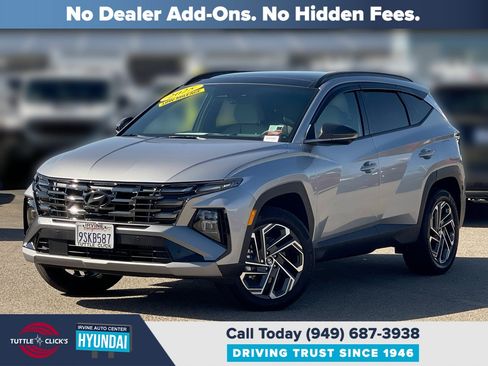 Certified 2025 Hyundai Tucson Limited AWD/4WD image 1