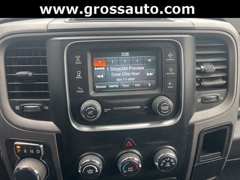 Used 2017 RAM 1500 Express image 25