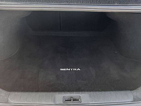 Used 2024 Nissan Sentra SV FWD image 21