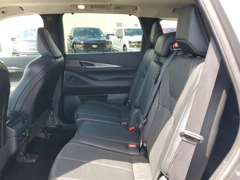 Used 2022 INFINITI QX60 Luxe w/ Cargo Package image 12