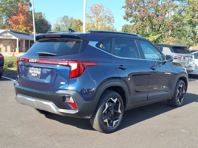 Used 2024 Kia Seltos EX AWD/4WD image 6