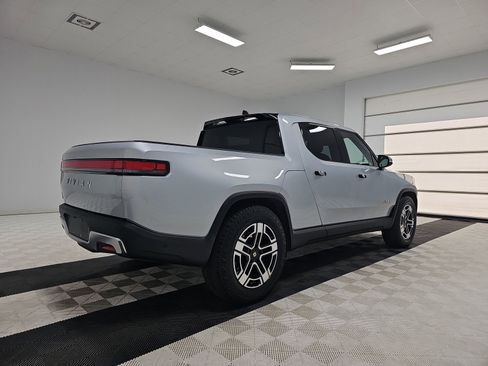 Used 2023 Rivian R1T Adventure image 5