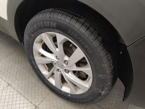 Used 2019 Hyundai Tucson SE AWD/4WD image 31