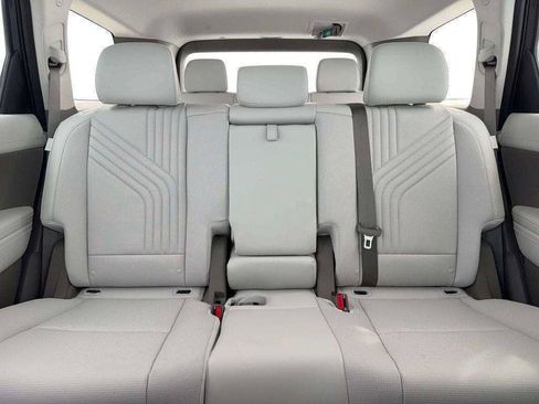 New 2026 Hyundai Palisade FWD Hybrid image 16
