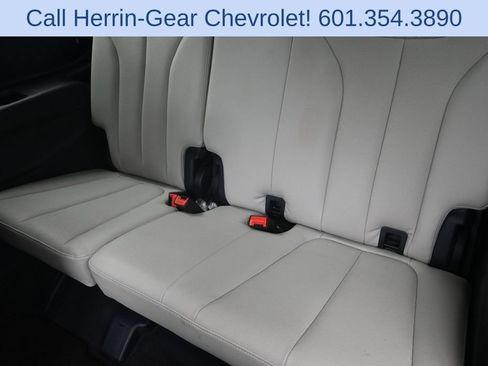 Used 2021 Hyundai Palisade SEL w/ Premium Package FWD image 17