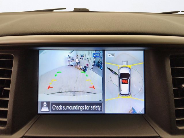 Used 2019 Nissan Pathfinder SL FWD image 17