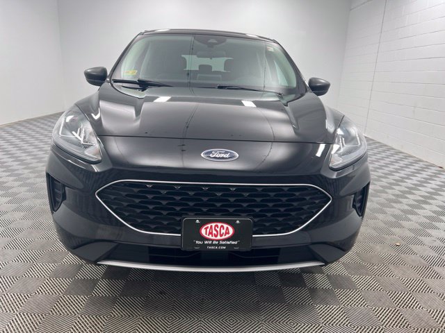 Used 2022 Ford Escape SE w/ Cold Weather Package AWD/4WD image 3