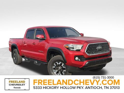 Used 2018 Toyota Tacoma TRD Off-Road image 1