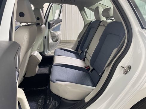 New 2026 Volkswagen Jetta SE image 19