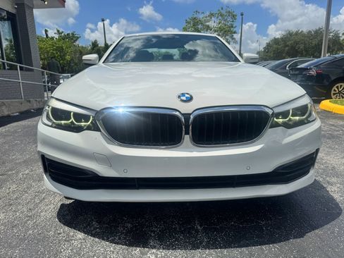 Used 2019 BMW 530i w/ Convenience Package RWD image 4