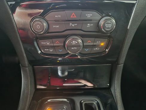 Used 2021 Chrysler 300 S RWD image 26