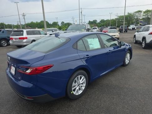 New 2026 Toyota Camry LE FWD image 4