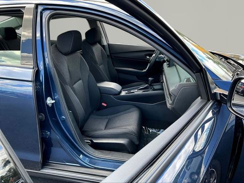 Used 2024 Honda Accord EX image 27