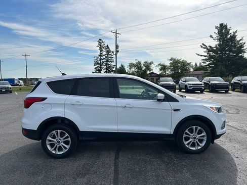 Used 2019 Ford Escape SE AWD/4WD image 6
