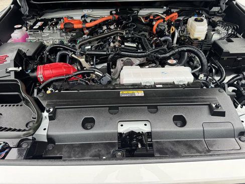 Certified 2025 Toyota Tacoma TRD Pro AWD/4WD image 31