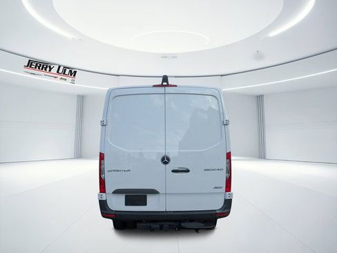 Used 2024 Mercedes-Benz Sprinter 3500 w/ Parking Package image 4