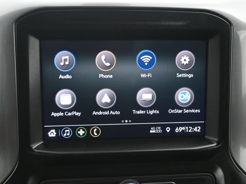 Used 2021 Chevrolet Silverado 1500 Custom AWD/4WD image 15