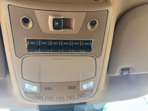 Used 2022 Ford F350 Lariat w/ Lariat Ultimate Package AWD/4WD image 26