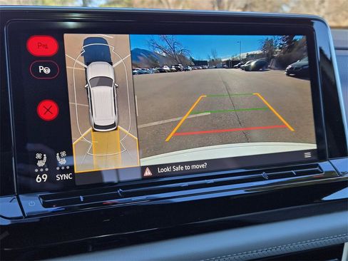 Used 2024 Volkswagen Atlas Cross Sport SEL Premium R-Line image 18