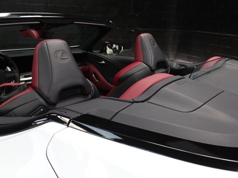 Used 2024 Lexus LC 500 Convertible w/ Touring Package RWD image 42