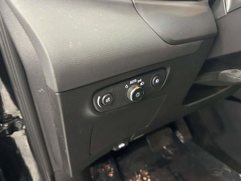 Used 2023 Buick Encore GX Preferred w/ Cold Weather Comfort Package image 19