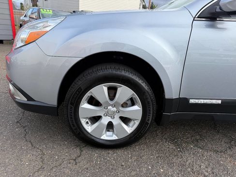 Used 2012 Subaru Outback 2.5i Premium w/ All-Weather Pkg image 14