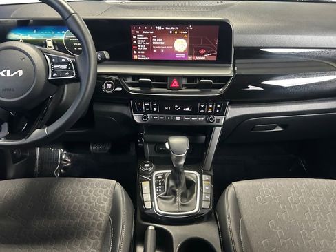 Used 2024 Kia Seltos S image 12