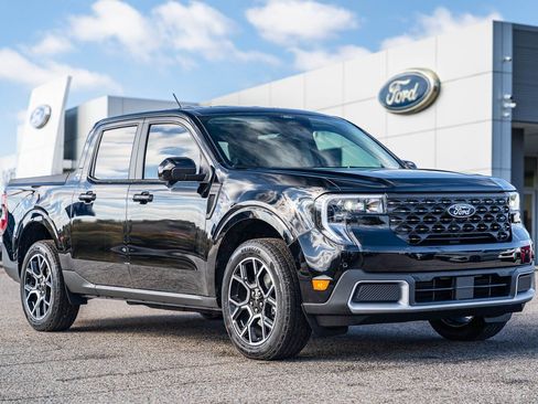 New 2026 Ford Maverick Lariat image 1