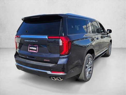 New 2026 GMC Yukon XL Denali w/ Denali Reserve Package RWD image 2