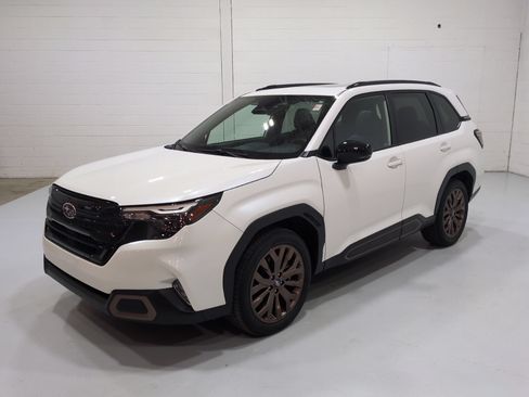 Certified 2025 Subaru Forester Sport AWD/4WD image 7