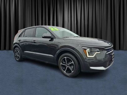Certified 2023 Kia Niro LX