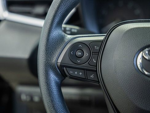 Used 2023 Toyota Corolla LE image 22