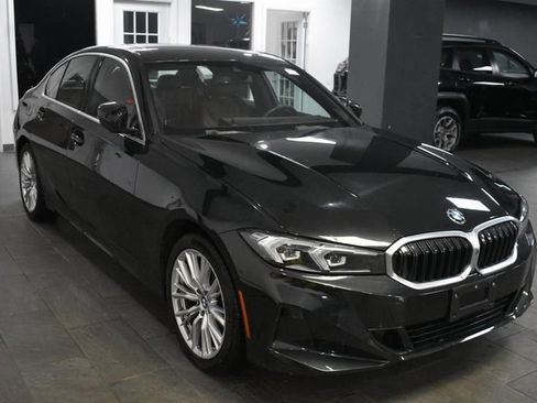 Used 2024 BMW 330i Sedan w/ Convenience Package RWD image 4