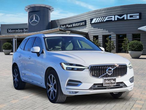 Used 2021 Volvo XC60 T5 Inscription w/ Advanced Package image 2