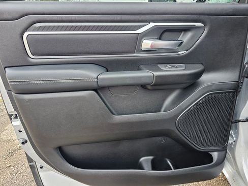 New 2026 RAM 1500 4x4 Crew Cab image 29