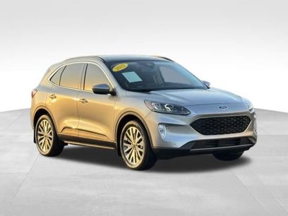 Used 2022 Ford Escape Titanium w/ Class II Trailer Tow Package