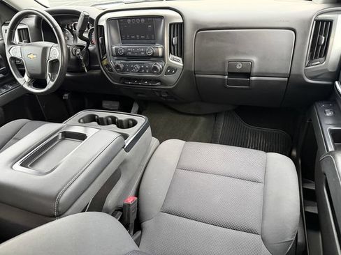 Used 2018 Chevrolet Silverado 1500 LT w/ All Star Edition AWD/4WD image 32