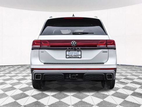 New 2026 Volkswagen Atlas Peak Edition AWD/4WD image 18
