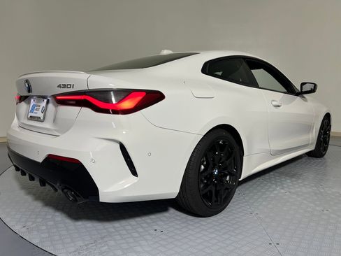 New 2026 BMW 430i Coupe w/ M Sport Package image 8